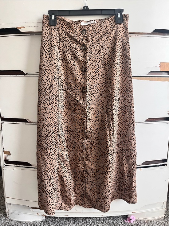 Dresses & Skirts - Button-Front Tan Leopard Print Midi Skirt